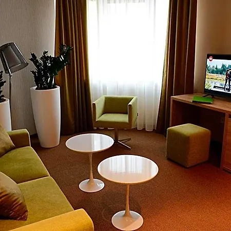 Stardust 4* Nové Zámky
