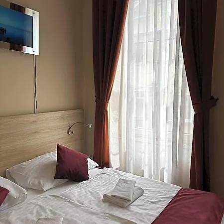 Hotel Stardust 4*