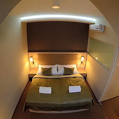 Stardust Hotel 4*
