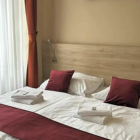 Hotel Stardust 4*