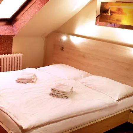 Stardust Hotel Nové Zámky